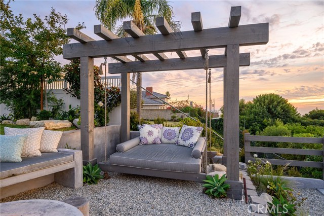 28805 Covecrest Drive, Rancho Palos Verdes, California 90275, 5 Bedrooms Bedrooms, ,1 BathroomBathrooms,Residential,Sold,Covecrest,PV19251959