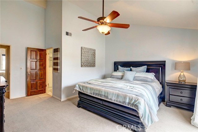 Huge master suite with high vaulted ceilings, stunning en-suite master bathroom, walk-in closet with built-ins, and attached over-sized balcony. Huge master suite with high vaulted ceilings, stunning en-suite master bathroom, walk-in closet with built-ins, and attached over-sized balcony.