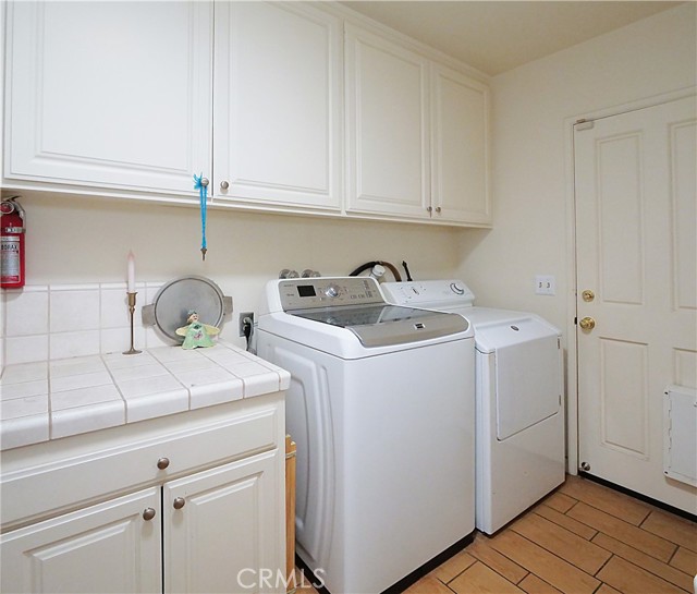 34 Deerhill Drive, Rolling Hills Estates, California 90274, 3 Bedrooms Bedrooms, ,3 BathroomsBathrooms,Residential,Sold,Deerhill,PV21123888