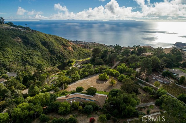 70 Portuguese Bend Road, Rolling Hills, California 90274, 4 Bedrooms Bedrooms, ,3 BathroomsBathrooms,Residential,Sold,Portuguese Bend,PV20238048