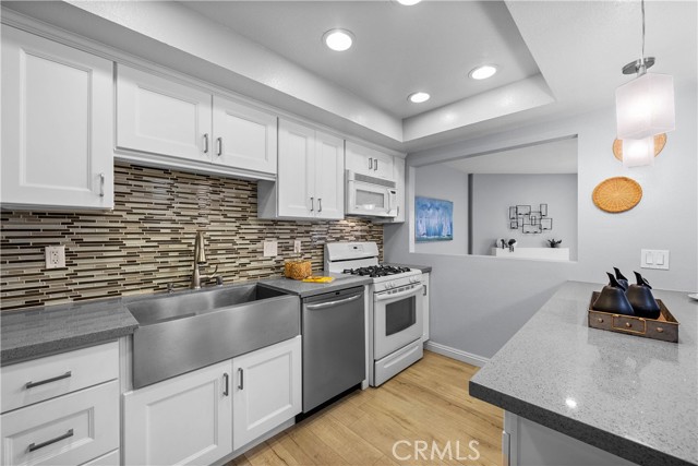 2603 Gates Avenue, Redondo Beach, California 90278, 3 Bedrooms Bedrooms, ,2 BathroomsBathrooms,Residential,Sold,Gates,SB21077665