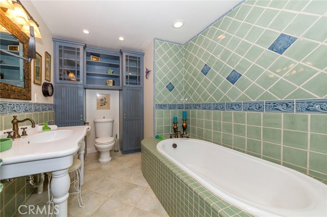 324 Catalina Avenue, Redondo Beach, California 90277, 2 Bedrooms Bedrooms, ,1 BathroomBathrooms,Residential,Sold,Catalina,SB19092970