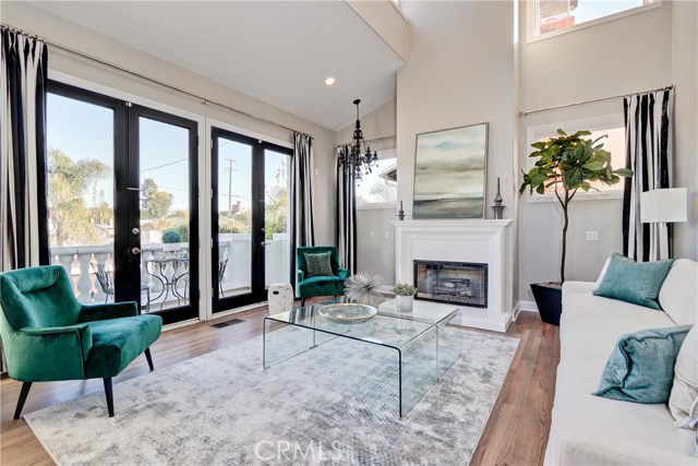 2509 Poinsettia Avenue, Manhattan Beach, California 90266, 5 Bedrooms Bedrooms, ,4 BathroomsBathrooms,Residential,Sold,Poinsettia,SB19238228