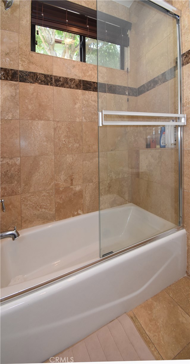 2612 Poinsettia Avenue, Manhattan Beach, California 90266, 5 Bedrooms Bedrooms, ,5 BathroomsBathrooms,Residential,Sold,Poinsettia,SB20134895