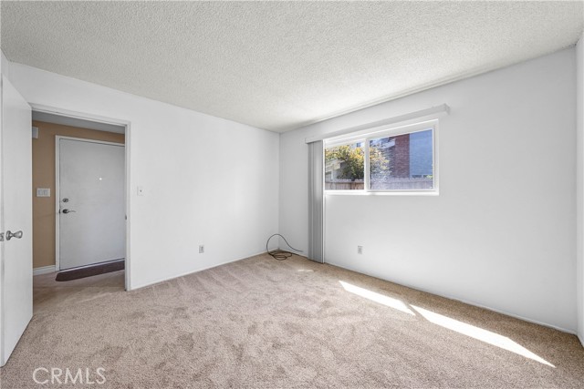 400 Faye Lane, Redondo Beach, California 90277, 4 Bedrooms Bedrooms, ,2 BathroomsBathrooms,Residential,Sold,Faye,SB21058245