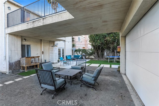 2121 Plant Avenue, Redondo Beach, California 90278, 4 Bedrooms Bedrooms, ,1 BathroomBathrooms,Residential,Sold,Plant,SB21007789