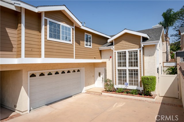 2017 Harriman Lane, Redondo Beach, California 90278, 4 Bedrooms Bedrooms, ,2 BathroomsBathrooms,Residential,Sold,Harriman Lane,SB20188649