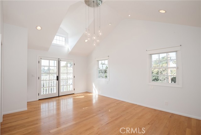 2620 Palm Avenue, Manhattan Beach, California 90266, 5 Bedrooms Bedrooms, ,1 BathroomBathrooms,Residential,Sold,Palm,SB21011600