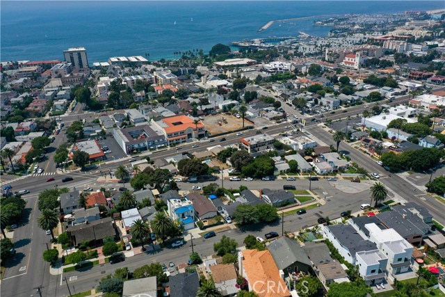 408 Francisca Avenue, Redondo Beach, California 90277, 5 Bedrooms Bedrooms, ,5 BathroomsBathrooms,Residential,Sold,Francisca,SB20169489