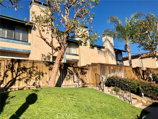 2715 Vanderbilt Lane, Redondo Beach, California 90278, 2 Bedrooms Bedrooms, ,2 BathroomsBathrooms,Residential,Sold,Vanderbilt,SB19037434