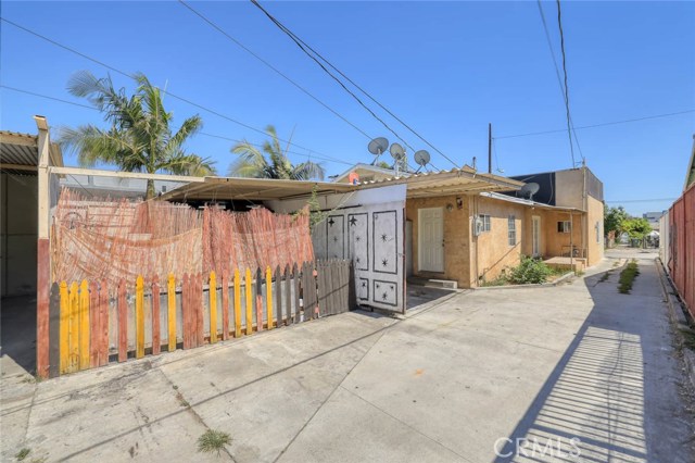  Income Home for Sale in East Los Angeles, California