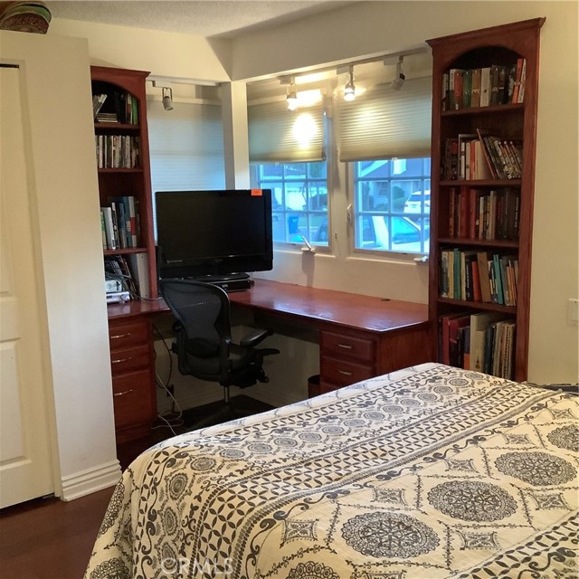 500 SUSANA, Redondo Beach, California 90277, 4 Bedrooms Bedrooms, ,2 BathroomsBathrooms,Residential,Sold,SUSANA,SB21045284