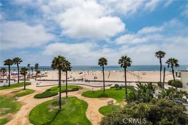 36 15th Street, Hermosa Beach, California 90254, 4 Bedrooms Bedrooms, ,2 BathroomsBathrooms,Residential,Sold,15th,SB18172756
