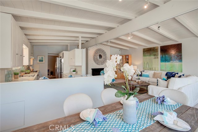 736 13th, Manhattan Beach, California 90266, 4 Bedrooms Bedrooms, ,3 BathroomsBathrooms,Residential,Sold,13th,SB19074833