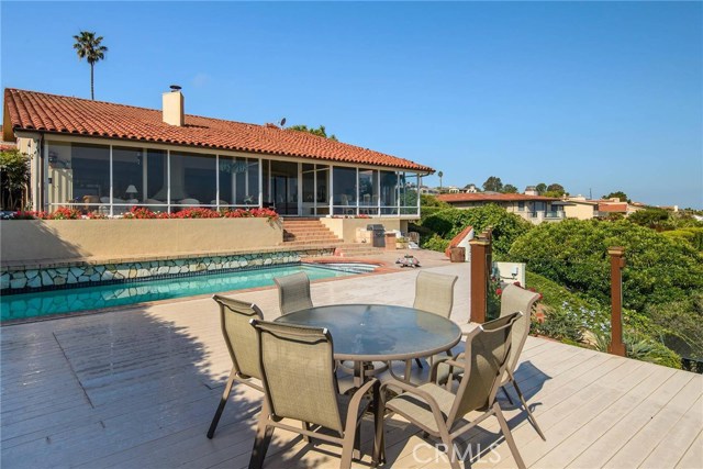 952 Via Del Monte, Palos Verdes Estates, California 90274, 4 Bedrooms Bedrooms, ,3 BathroomsBathrooms,Residential,Sold,Via Del Monte,SB17117944