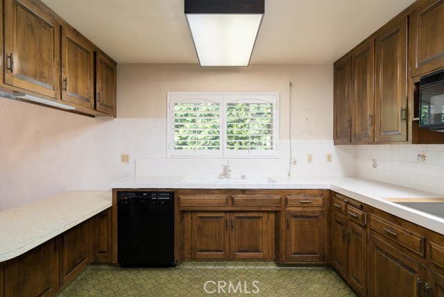 1556 23rd Street, Manhattan Beach, California 90266, 3 Bedrooms Bedrooms, ,1 BathroomBathrooms,Residential,Sold,23rd,SB19250977