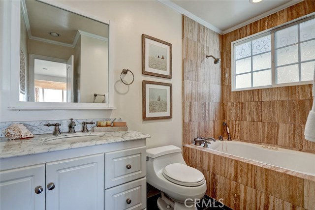 438 Prospect Avenue, Redondo Beach, California 90277, 4 Bedrooms Bedrooms, ,2 BathroomsBathrooms,Residential,Sold,Prospect,SB18153937