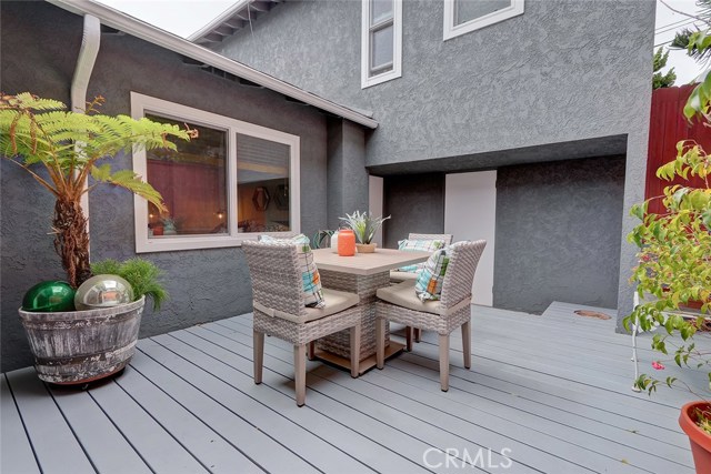 838 16th Street, Hermosa Beach, California 90254, 3 Bedrooms Bedrooms, ,1 BathroomBathrooms,Residential,Sold,16th,SB19108845