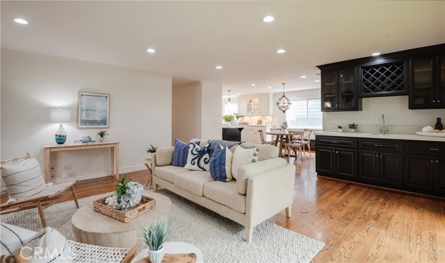 754 35th Street, Manhattan Beach, California 90266, 5 Bedrooms Bedrooms, ,3 BathroomsBathrooms,Residential,Sold,35th,SB21137408