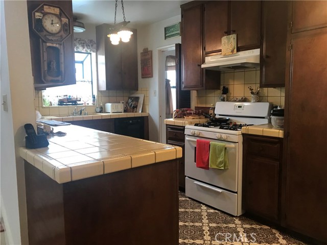 711 Maria Avenue, Redondo Beach, California 90277, 3 Bedrooms Bedrooms, ,3 BathroomsBathrooms,Residential,Sold,Maria,SB20257032