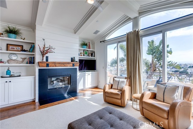 1610 Speyer Lane, Redondo Beach, California 90278, 4 Bedrooms Bedrooms, ,3 BathroomsBathrooms,Residential,Sold,Speyer,SB20089547