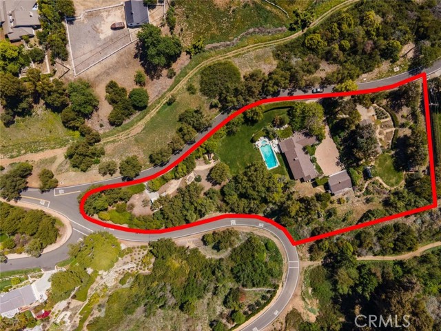 1 Lower Blackwater Canyon, Rolling Hills, California 90274, 4 Bedrooms Bedrooms, ,3 BathroomsBathrooms,Residential,Sold,Lower Blackwater Canyon,PV21075686