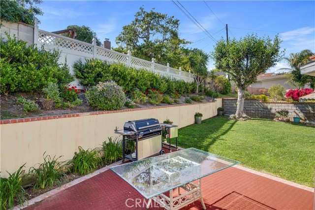 2903 Inglewood Avenue, Redondo Beach, California 90278, 3 Bedrooms Bedrooms, ,3 BathroomsBathrooms,Residential,Sold,Inglewood,SB17088747