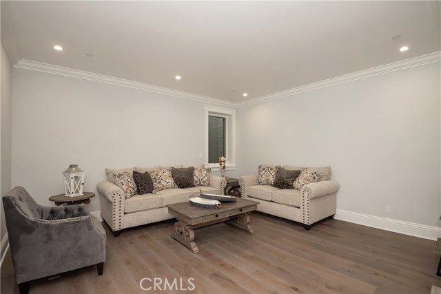 577 31st Street, Manhattan Beach, California 90266, 5 Bedrooms Bedrooms, ,5 BathroomsBathrooms,Residential,Sold,31st,SB20093030