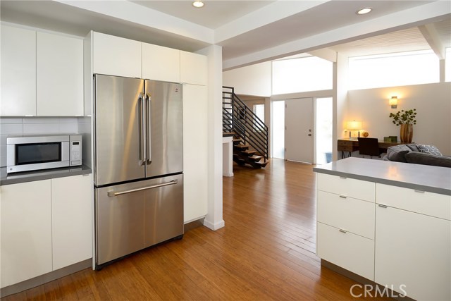3005 Manhattan Avenue, Hermosa Beach, California 90254, 3 Bedrooms Bedrooms, ,3 BathroomsBathrooms,Residential,Sold,Manhattan,SB18091717