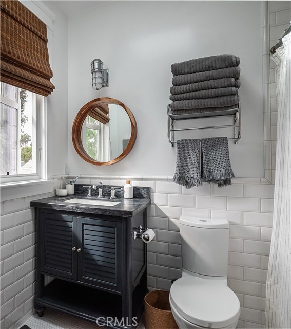 724 29th Street, Manhattan Beach, California 90266, 4 Bedrooms Bedrooms, ,3 BathroomsBathrooms,Residential,Sold,29th,SB19279046