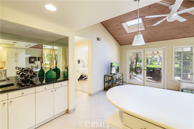 11 Evergreen Lane, Manhattan Beach, California 90266, 3 Bedrooms Bedrooms, ,2 BathroomsBathrooms,Residential,Sold,Evergreen,SB19068219