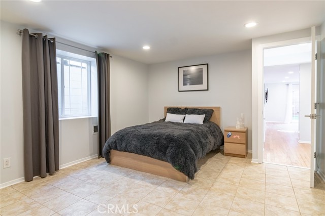 706 Serpentine Street, Redondo Beach, California 90277, 4 Bedrooms Bedrooms, ,2 BathroomsBathrooms,Residential,Sold,Serpentine,SB21039323