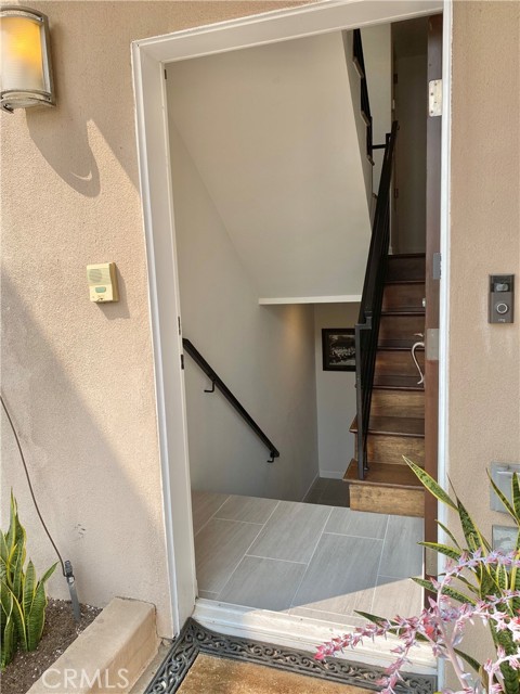 421 11th Street, Hermosa Beach, California 90254, 3 Bedrooms Bedrooms, ,2 BathroomsBathrooms,Residential,Sold,11th,SB21034614