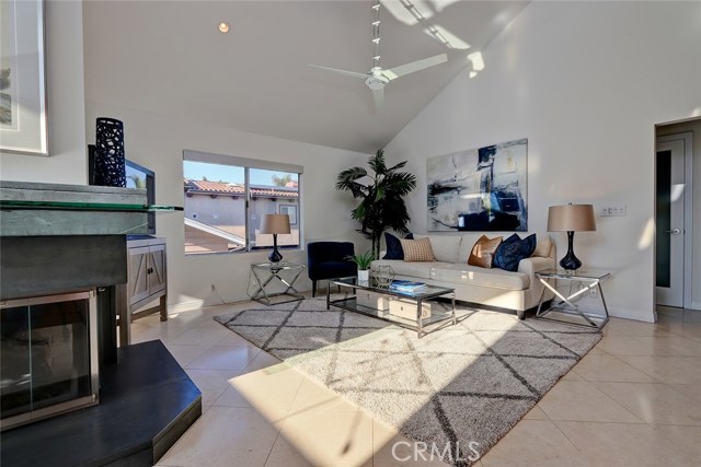 508 Juanita Avenue, Redondo Beach, California 90277, 3 Bedrooms Bedrooms, ,2 BathroomsBathrooms,Residential,Sold,Juanita,SB19017589