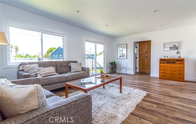 2517 Fisk Lane, Redondo Beach, California 90278, 4 Bedrooms Bedrooms, ,3 BathroomsBathrooms,Residential,Sold,Fisk,SB20145075