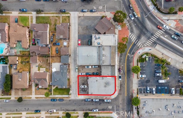 8404 8th, 90305, ,Commercial,For Sale,8th,DW20224505