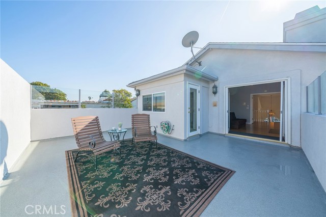 2319 Marshallfield Lane, Redondo Beach, California 90278, 3 Bedrooms Bedrooms, ,2 BathroomsBathrooms,Residential,Sold,Marshallfield,SB20225009