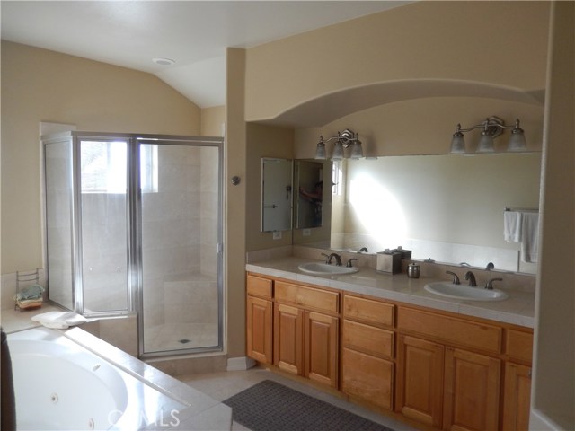 2802 Rindge Lane, Redondo Beach, California 90278, 4 Bedrooms Bedrooms, ,2 BathroomsBathrooms,Residential,Sold,Rindge,OC17263722