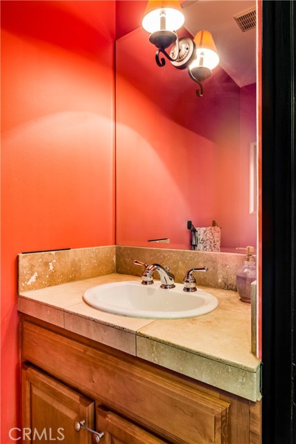 202 Irena Avenue, Redondo Beach, California 90277, 3 Bedrooms Bedrooms, ,3 BathroomsBathrooms,Residential,Sold,Irena,SB19148601