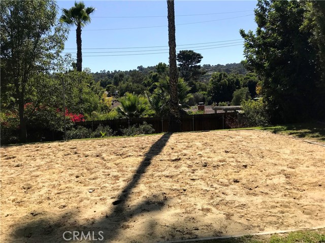 8 Lariat Lane, Rolling Hills Estates, California 90274, 3 Bedrooms Bedrooms, ,1 BathroomBathrooms,Residential,Sold,Lariat,PV19240435