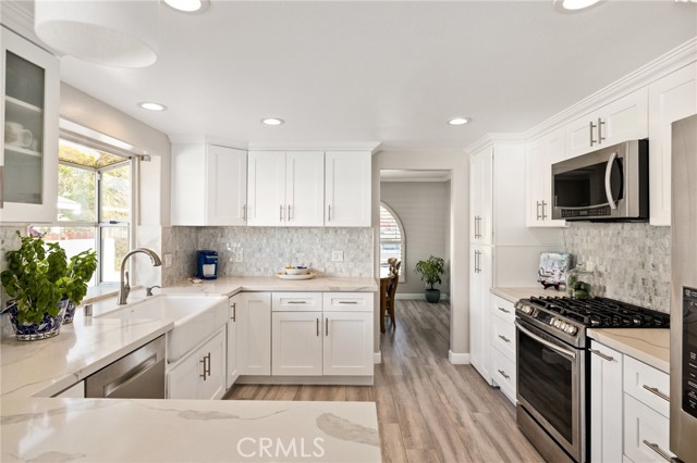 Gorgeous updated kitchen