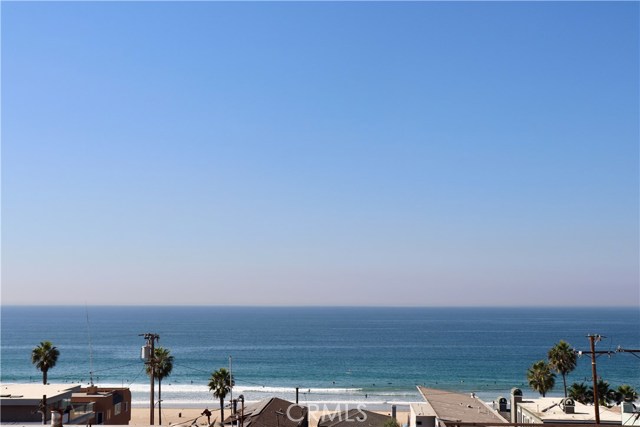 208 Moonstone Street, Manhattan Beach, California 90266, 3 Bedrooms Bedrooms, ,3 BathroomsBathrooms,Residential,Sold,Moonstone,SB20215113
