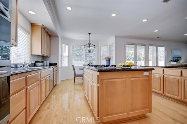 1805 Lynngrove Drive, Manhattan Beach, California 90266, 5 Bedrooms Bedrooms, ,3 BathroomsBathrooms,Residential,Sold,Lynngrove,SB21026495
