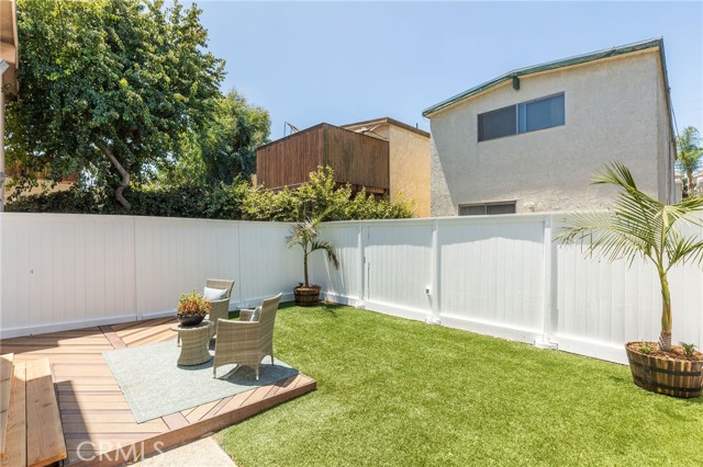 Low Maintenance Decking and Turf Grass