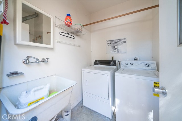 1 Bed Home for Sale in Los Feliz, California
