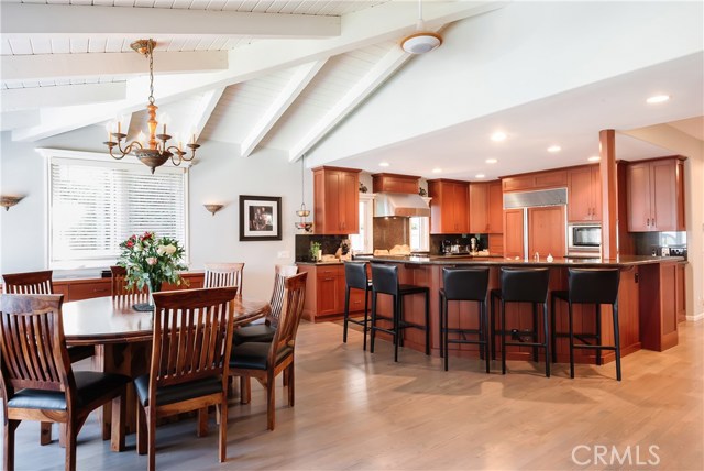 569 31st Street, Manhattan Beach, California 90266, 5 Bedrooms Bedrooms, ,3 BathroomsBathrooms,Residential,Sold,31st,SB20164744