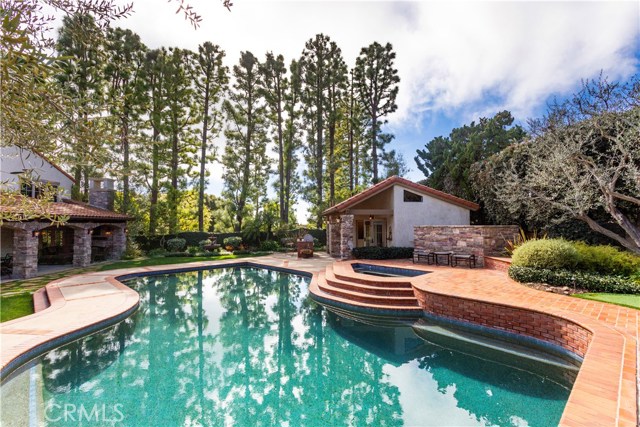 29 Country Meadow Road, Rolling Hills Estates, California 90274, 4 Bedrooms Bedrooms, ,5 BathroomsBathrooms,Residential,Sold,Country Meadow,SB20186636