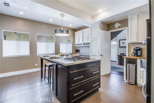 1918 Ruhland Avenue, Redondo Beach, California 90278, 3 Bedrooms Bedrooms, ,3 BathroomsBathrooms,Residential,Sold,Ruhland,SB21056807
