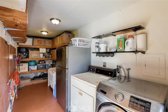 1908 Condon Avenue, Redondo Beach, California 90278, 2 Bedrooms Bedrooms, ,2 BathroomsBathrooms,Residential,Sold,Condon,PW21060307