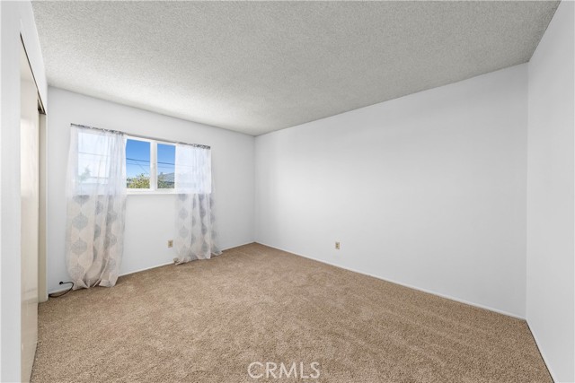 400 Faye Lane, Redondo Beach, California 90277, 4 Bedrooms Bedrooms, ,2 BathroomsBathrooms,Residential,Sold,Faye,SB21058245